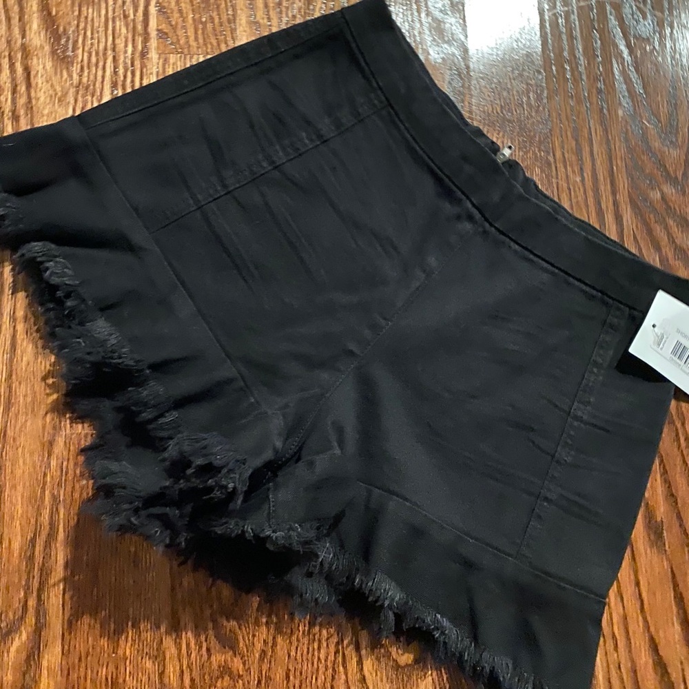 Blank nyc Ruffle Fray Shorts 27